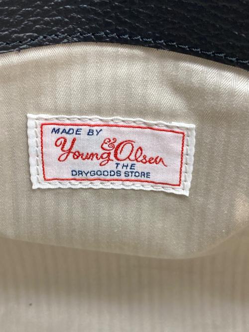 YOUNG & OLSEN The DRYGOODS STORE（ヤングアンドオルセン ザ ドライグッズストア）YOUNG & OLSEN The DRYGOODS STORE (ヤングアンドオルセン ザ ドライグッズストア) 別注ストラップ付きベルトバック ブラックの古着・服飾アイテム
