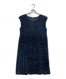 PLEATS PLEASE（プリーツプリーズ）の古着「シャギープリーツノースリーブワンピース」｜ネイビー