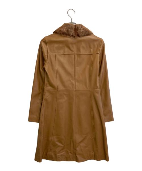 BURBERRY BLUE LABEL（バーバリー ブルー レーベル）BURBERRY BLUE LABEL (バーバリー ブルー レーベル) チキャンラムファーシープレザーコート ブラウン サイズ:SIZE 38の古着・服飾アイテム