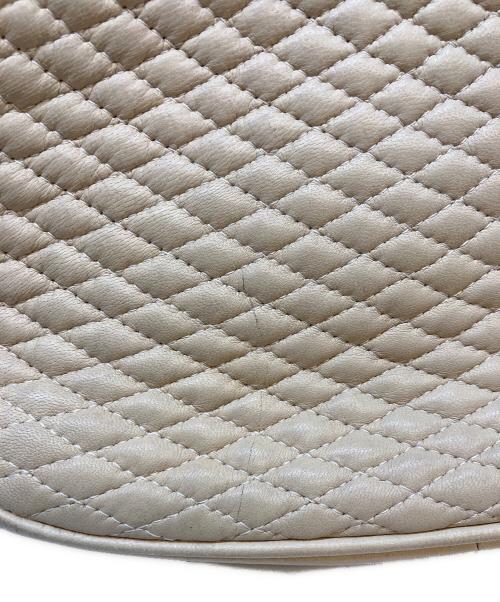 BALLY（バリー）BALLY (バリー) キルティングチェーンショルダーバッグ ベージュの古着・服飾アイテム