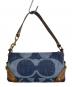 COACH (コーチ) トーナルC カーリー デニムセミショルダーバッグ インディゴ×ブラウン：18000円
