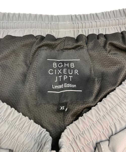 BGHB（バガーチ）BGHB (バガーチ) CIXEUR (シクサ) JTPT COLLABO SET UP GRA グレー サイズ:SIZE XLの古着・服飾アイテム