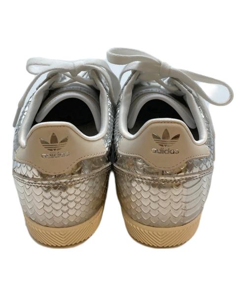 adidas（アディダス）adidas (アディダス) ジャパン / JAPAN シルバー サイズ:24.5cmの古着・服飾アイテム