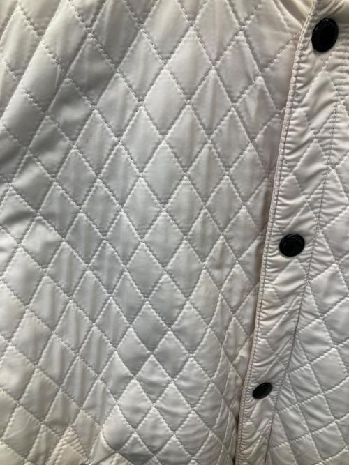 maison kitsune（メゾンキツネ）maison kitsune (メゾンキツネ) キルティングジャケット ホワイト×ブラック サイズ:XSの古着・服飾アイテム