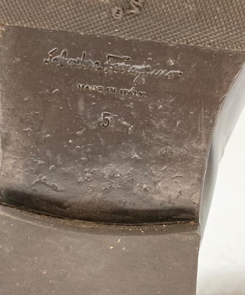 Salvatore Ferragamo（サルヴァトーレ フェラガモ）Salvatore Ferragamo (サルヴァトーレ フェラガモ) VIVALDOヴァラローファー ブラック サイズ:5の古着・服飾アイテム