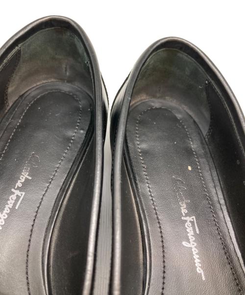 Salvatore Ferragamo（サルヴァトーレ フェラガモ）Salvatore Ferragamo (サルヴァトーレ フェラガモ) VIVALDOヴァラローファー ブラック サイズ:5の古着・服飾アイテム