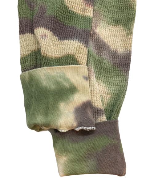 FUMIKA UCHIDA（フミカウチダ）FUMIKA UCHIDA (フミカウチダ) THERMAL TOP TIE-DYED CAMO オリーブ サイズ:SIZE Mの古着・服飾アイテム
