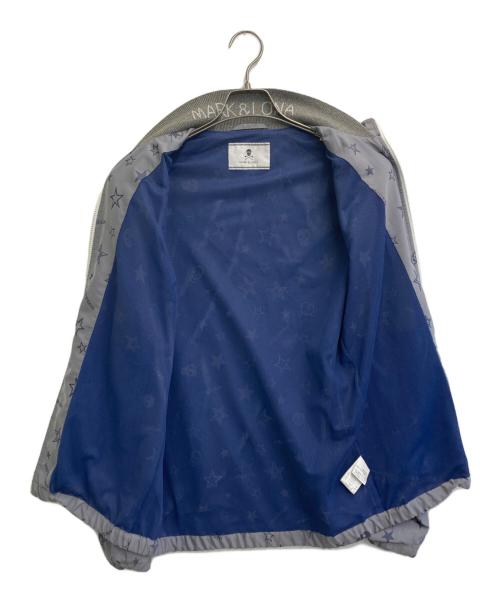 MARK&LONA（マークアンドロナ）MARK&LONA (マークアンドロナ) Cosmikull Zip Jk スタースカル ジップアップ スタンドジャケット グレー サイズ:SIZE Mの古着・服飾アイテム