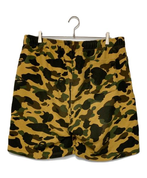 A BATHING APE（アベイシングエイプ）A BATHING APE (アベイシングエイプ) 1ST CAMO SHARK SWEAT SHORTS ブラウン×カーキ サイズ:2XLの古着・服飾アイテム