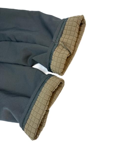 Patagonia（パタゴニア）Patagonia (パタゴニア) Long-Sleeved R1 Field Shirt グレー×ベージュ サイズ:SIZE Sの古着・服飾アイテム
