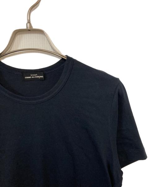 tricot COMME des GARCONS（トリココムデギャルソン）tricot COMME des GARCONS (トリココムデギャルソン) バックロゴプリントTシャツ ネイビー サイズ:不明の古着・服飾アイテム