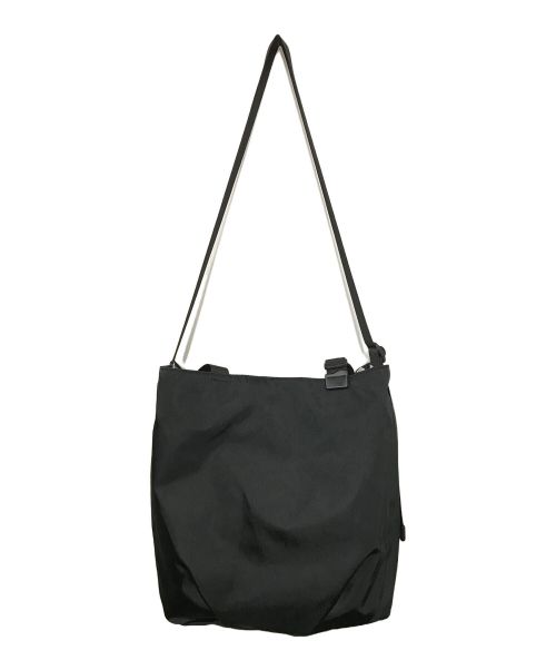 ear PAPILLONNER（イアパピヨネ）ear PAPILLONNER (イアパピヨネ) アジャスタートートバッグ ブラックの古着・服飾アイテム