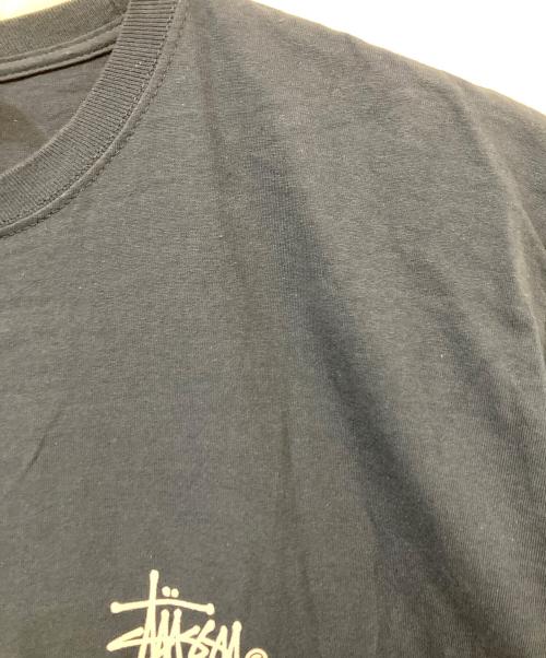 stussy（ステューシー）stussy (ステューシー) プリントTシャツ ネイビー サイズ:XLの古着・服飾アイテム