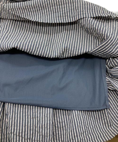 23区（ニジュウサンク）23区 (ニジュウサンク) シルク混シアサッカーロングワンピース ネイビー サイズ:38の古着・服飾アイテム