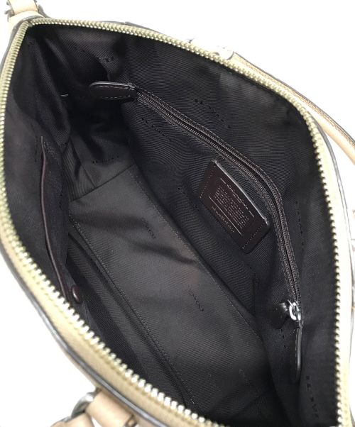 COACH（コーチ）COACH (コーチ) エリスサッチェル ベージュの古着・服飾アイテム