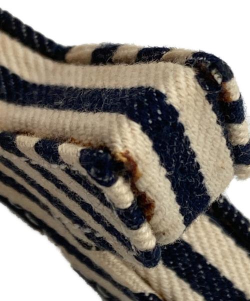 Y-3（ワイスリー）Y-3 (ワイスリー) ロゴキーチャーム アイボリー×ネイビーの古着・服飾アイテム