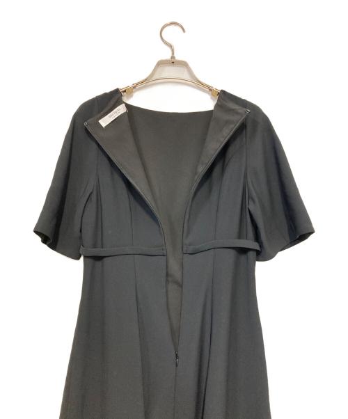 HER LIP TO（ハーリップトゥ）HER LIP TO (ハーリップトゥ) Adelaide Slit Sleeve Belted Dress ブラック サイズ:Mの古着・服飾アイテム