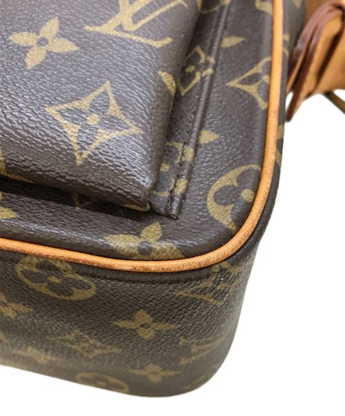 LOUIS VUITTON（ルイ ヴィトン）LOUIS VUITTON (ルイ ヴィトン) ヴィヴァシテGMモノグラムショルダーバッグ ブラウンの古着・服飾アイテム