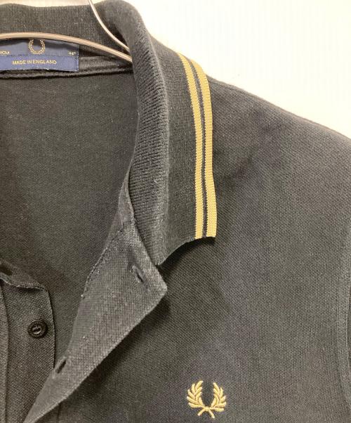 FRED PERRY（フレッドペリー）FRED PERRY (フレッドペリー) ポロシャツ ブラック サイズ:44の古着・服飾アイテム