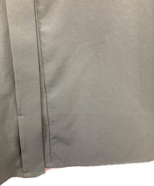 green label relaxing（グリーンレーベルリラクシング）green label relaxing (グリーンレーベルリラクシング) ラッフルブラウス グリーン サイズ:記載なしの古着・服飾アイテム