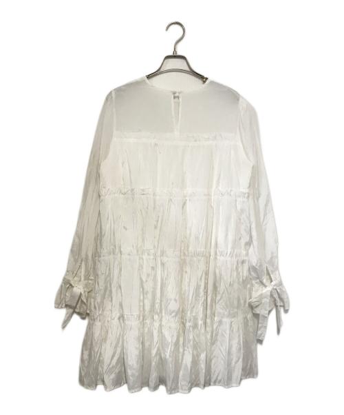 ELLIE（エリー）ELLIE (エリー) ティアードワンピース ホワイト サイズ:FREEの古着・服飾アイテム