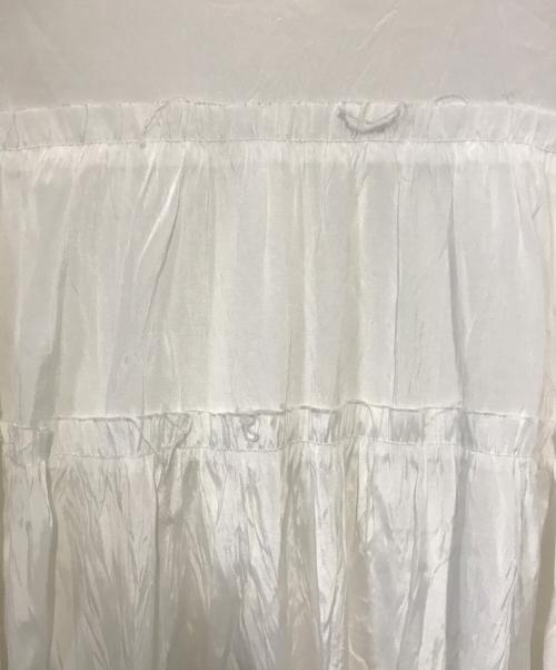 ELLIE（エリー）ELLIE (エリー) ティアードワンピース ホワイト サイズ:FREEの古着・服飾アイテム