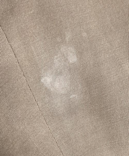 UNTITLED（アンタイトル）UNTITLED (アンタイトル) 【洗える】キュプラコットンクロップドパンツ カーキ サイズ:4の古着・服飾アイテム