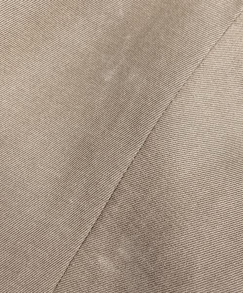 UNTITLED（アンタイトル）UNTITLED (アンタイトル) 【洗える】キュプラコットンクロップドパンツ カーキ サイズ:4の古着・服飾アイテム