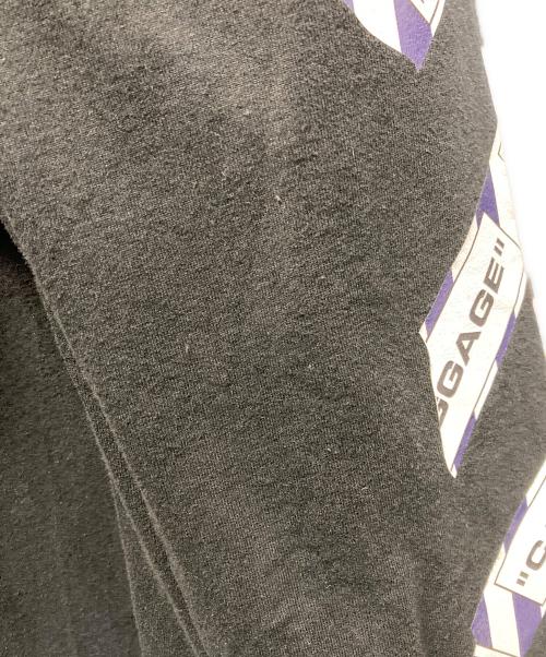 OFFWHITE（オフホワイト）OFFWHITE (オフホワイト) AIR PORT TAPEARROW LINE ロングスリーブカットソー ブラック サイズ:XSの古着・服飾アイテム