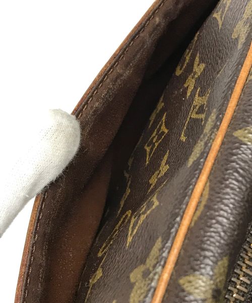 LOUIS VUITTON（ルイ ヴィトン）LOUIS VUITTON (ルイ ヴィトン) コンピエーニュ28クラッチバック ブラウンの古着・服飾アイテム