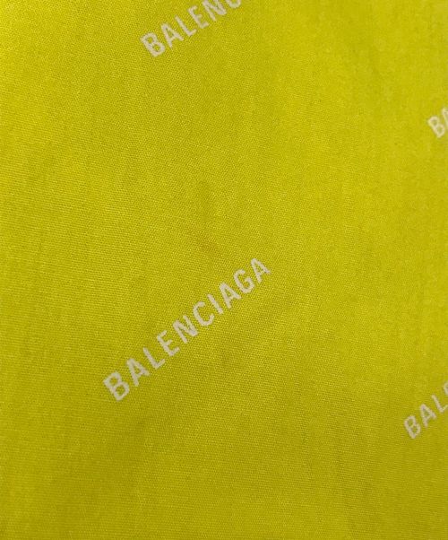 BALENCIAGA（バレンシアガ）BALENCIAGA (バレンシアガ) All Over Logo Button Down Shirt イエロー サイズ:36の古着・服飾アイテム