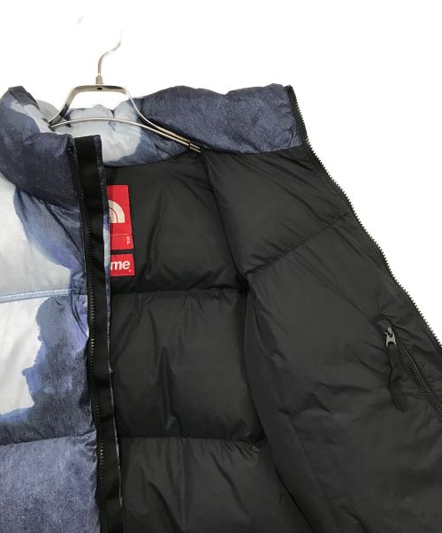 SUPREME（シュプリーム）SUPREME (シュプリーム) THE NORTH FACE (ザ ノース フェイス) Bleached Denim Print Nuptse Jacket インディゴ サイズ:Sの古着・服飾アイテム