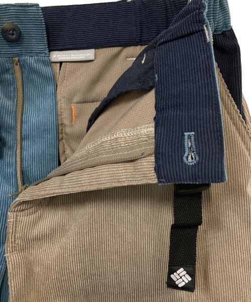 Columbia（コロンビア）Columbia (コロンビア) ハーフパンツ ベージュ×ブルー サイズ:Mの古着・服飾アイテム