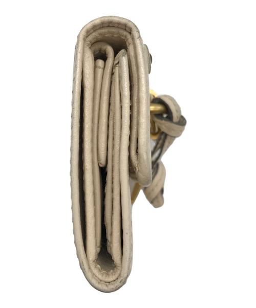 Chloe（クロエ）Chloe (クロエ) 3つ折り財布 ベージュの古着・服飾アイテム