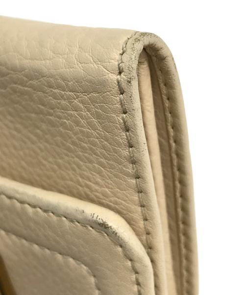 Chloe（クロエ）Chloe (クロエ) 3つ折り財布 ベージュの古着・服飾アイテム