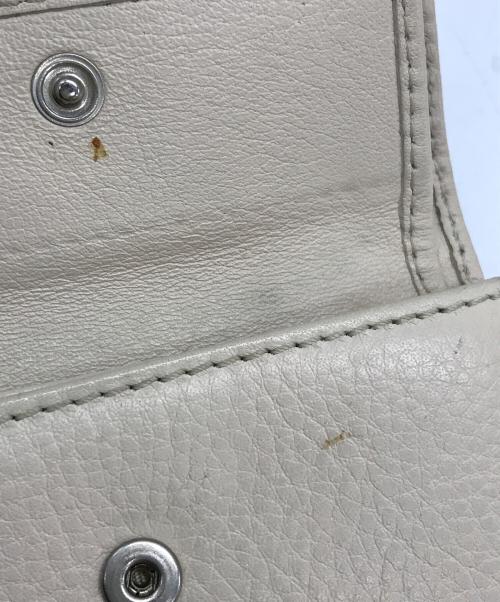 Chloe（クロエ）Chloe (クロエ) 3つ折り財布 ベージュの古着・服飾アイテム