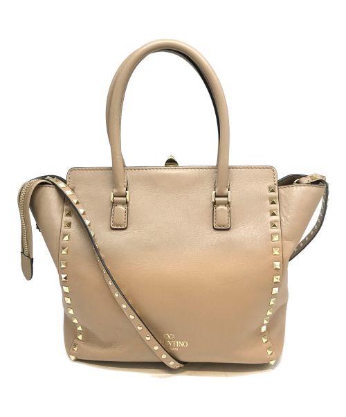 VALENTINO GARAVANI（ヴァレンティノ・ガラヴァーニ）VALENTINO GARAVANI (ヴァレンティノ・ガラヴァーニ) ロックスタッズ2wayバッグ ベージュの古着・服飾アイテム
