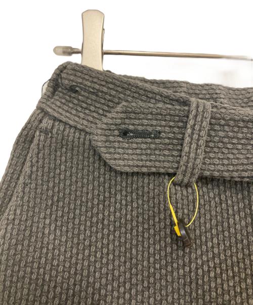 COLINA（コリーナ）COLINA (コリーナ) 刺し子カーブスラックスパンツ グレー サイズ:Ｍの古着・服飾アイテム