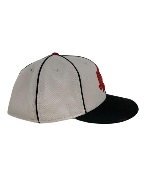 New Era（ニューエラ）New Era (ニューエラ) キャップ ブラック×アイボリー サイズ:7 1/27-59.6cmの古着・服飾アイテム