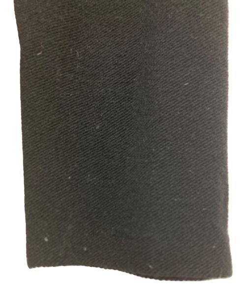 OLLEBOREBLA（アルベロベロ）OLLEBOREBLA (アルベロベロ) 総柄ベロアカットソー ブラック サイズ:-の古着・服飾アイテム