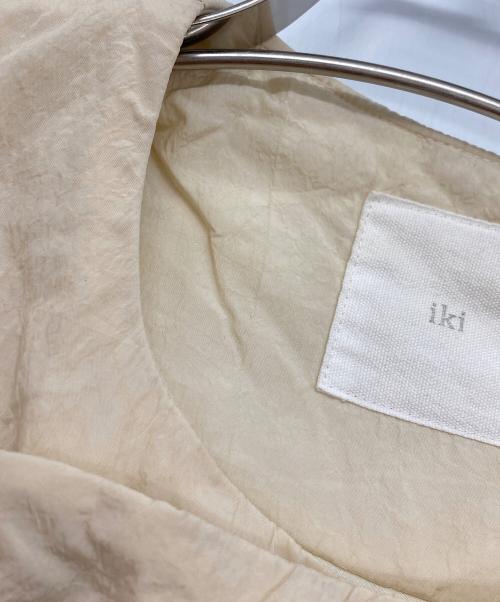 iki（イキ）iki (イキ) ノーカラー中綿ジャケット アイボリー サイズ:Fの古着・服飾アイテム