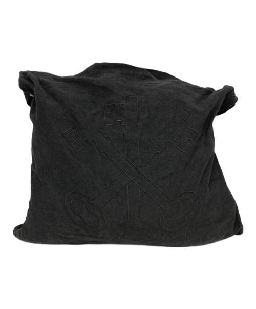 ARTS&SCIENCE（アーツアンドサイエンス）ARTS&SCIENCE (アーツアンドサイエンス) ロゴ刺繍ポーチ付リネンショルダーバッグ ブラックの古着・服飾アイテム