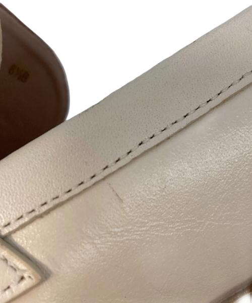 COLE HAAN（コールハーン）COLE HAAN (コールハーン) スタッシペニーローファー アイボリー サイズ:61/2Ｂの古着・服飾アイテム