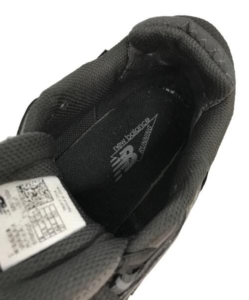 NEW BALANCE（ニューバランス）NEW BALANCE (ニューバランス) M1000NBB / ローカットスニーカー ブラック×グレー サイズ:27の古着・服飾アイテム