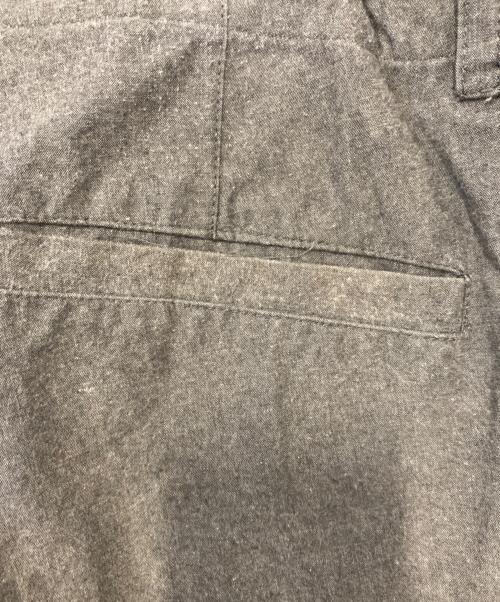 nestrobe confect（ネストローブ コンフェクト）nestrobe confect (ネストローブ コンフェクト) サイドベルトパンツ グレー サイズ:3の古着・服飾アイテム