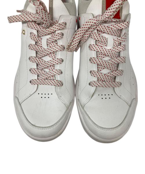 on（オン）on (オン) THE ROGER Center Court ホワイト×レッド サイズ:26cmの古着・服飾アイテム