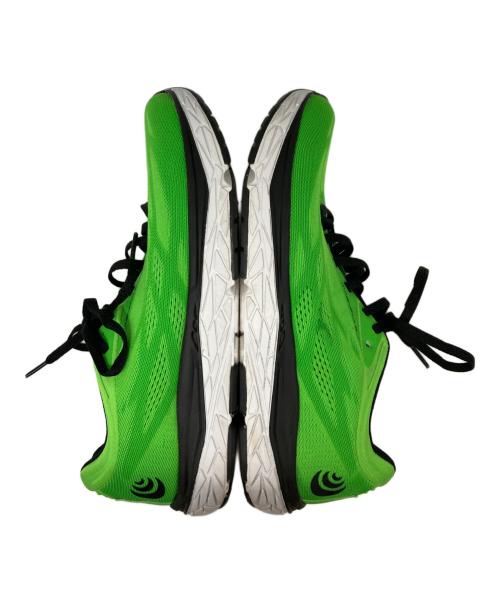 topo athletic（トポアスレチック）topo athletic (トポアスレチック) Magnifly 3 グリーン サイズ:26.5の古着・服飾アイテム