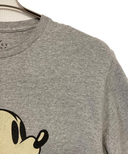 DISNEY（ディズニー）Disney (ディズニー) ミッキーTシャツ グレー サイズ:Ｍの古着・服飾アイテム