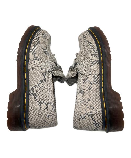 Dr.Martens（ドクターマーチン）Dr.Martens (ドクターマーチン) ADRIAN SNAFFLE / エイドリアンスネークタッセルビットローファー アイボリー サイズ:23の古着・服飾アイテム