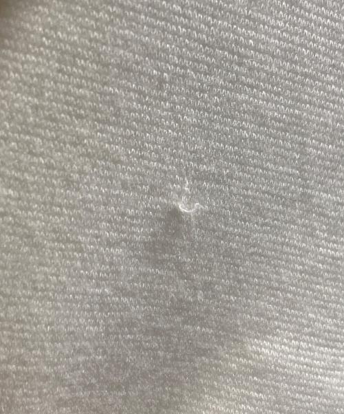 HYEON（ヘヨン）hyeon (ヘヨン) shoul tee / バックオープンカットソー アイボリー サイズ:FREEの古着・服飾アイテム